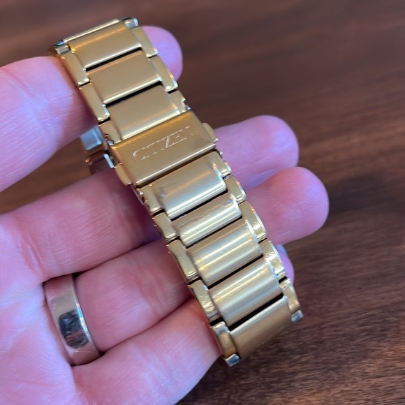 Citizen Men's Watch AU1062-56G Eco Drive Diamond Accent Black Dial Gold Steel - Picture 3 of 3